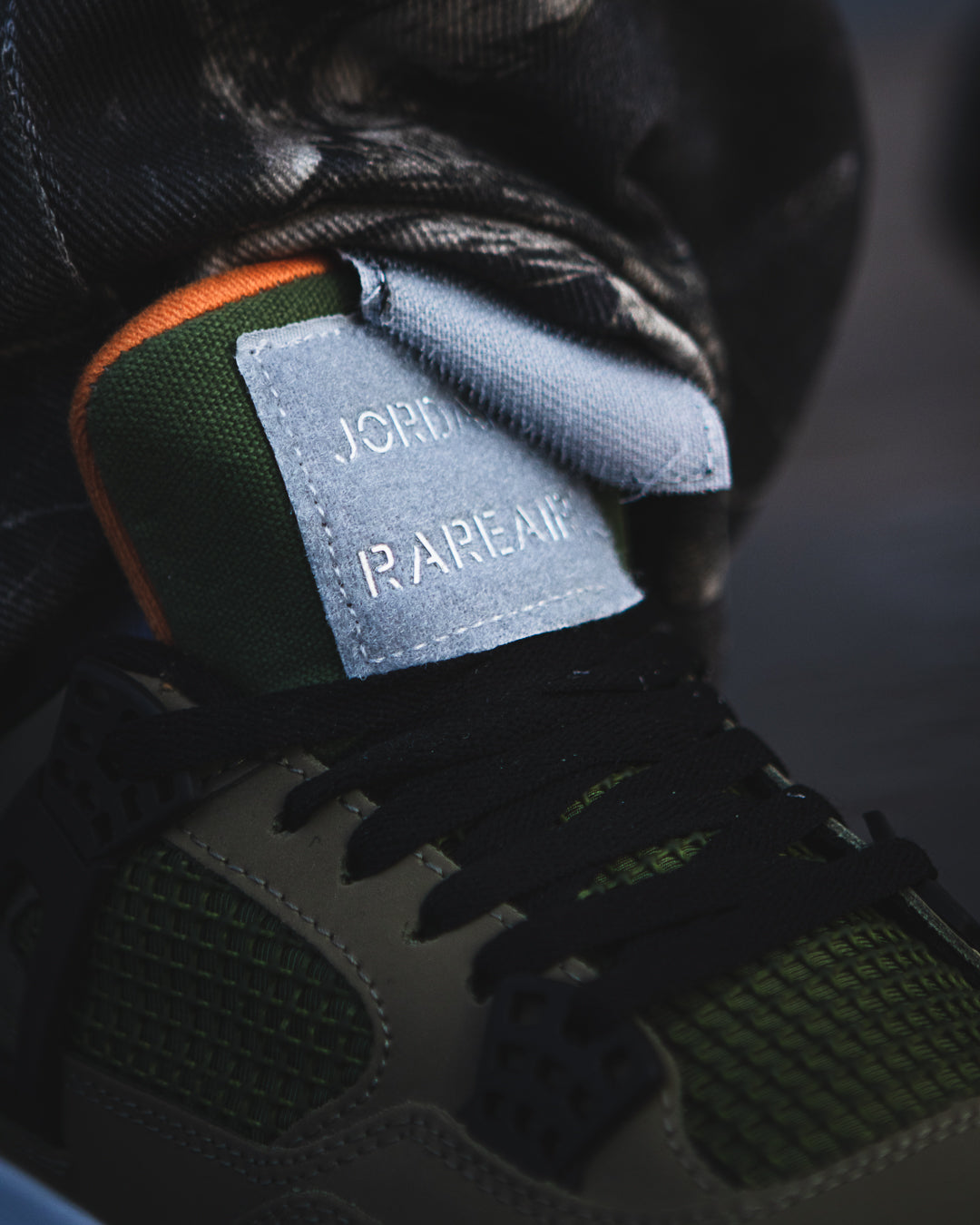 Air Jordan retro 4 x undefeated