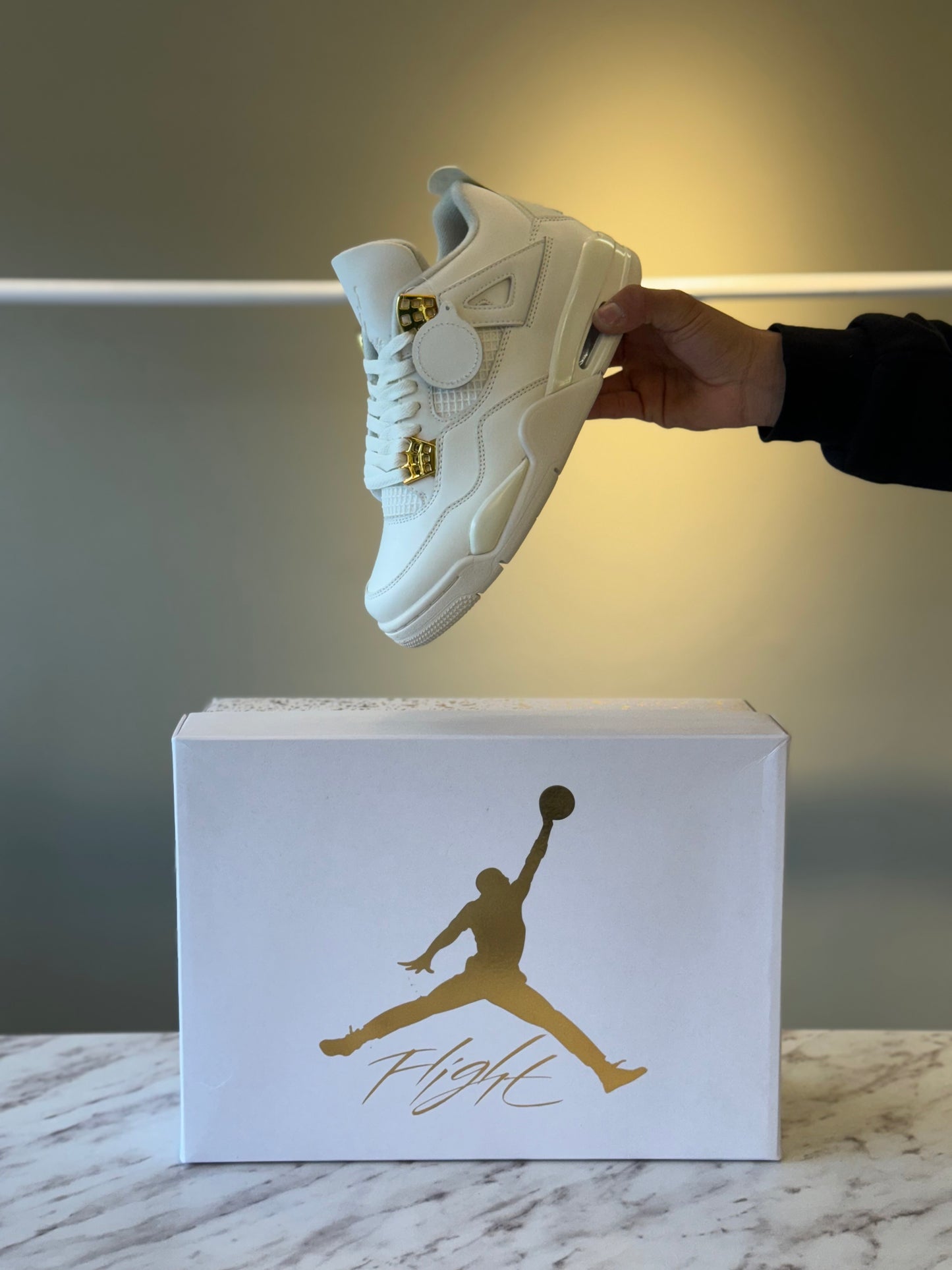 Air Jordan retro 4 metallic gold