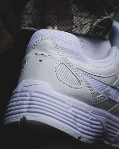 Nike p-6000