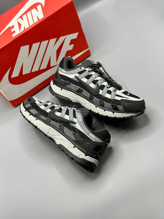 Nike p-6000