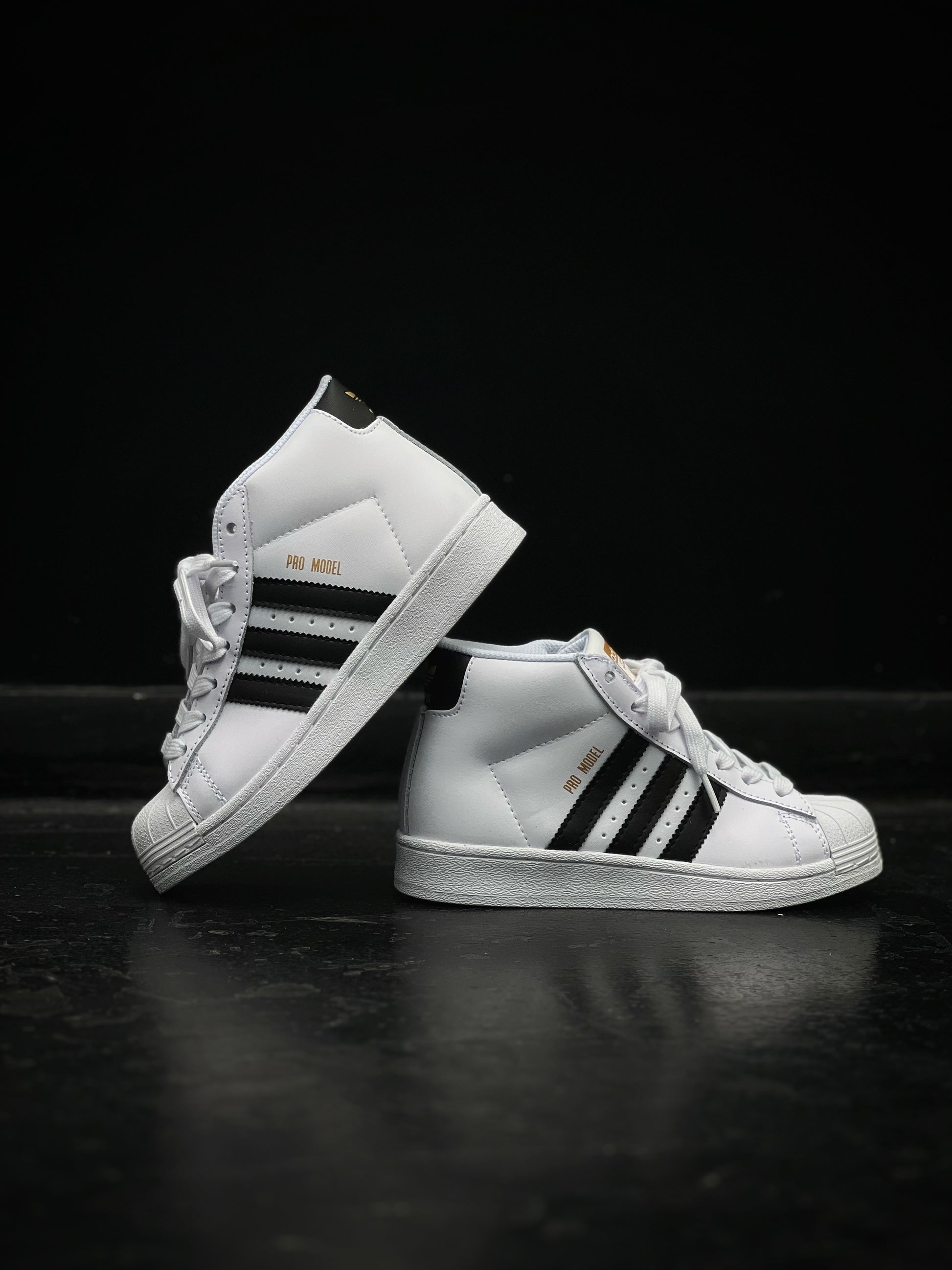 Adidas Superstar pro model - Main Image