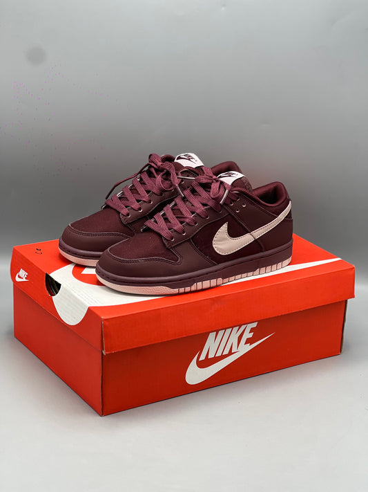 NIKE DUNK LOW RETRO PRM