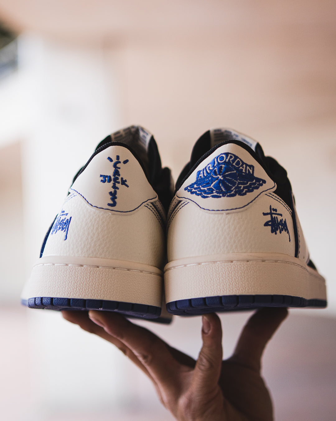 Air Jordan retro 1 x Stussy