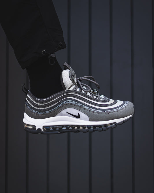 Nike Air Max 97