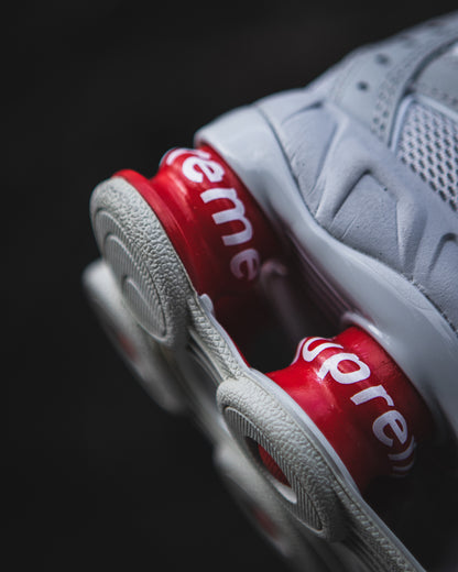 Nike shox x supreme