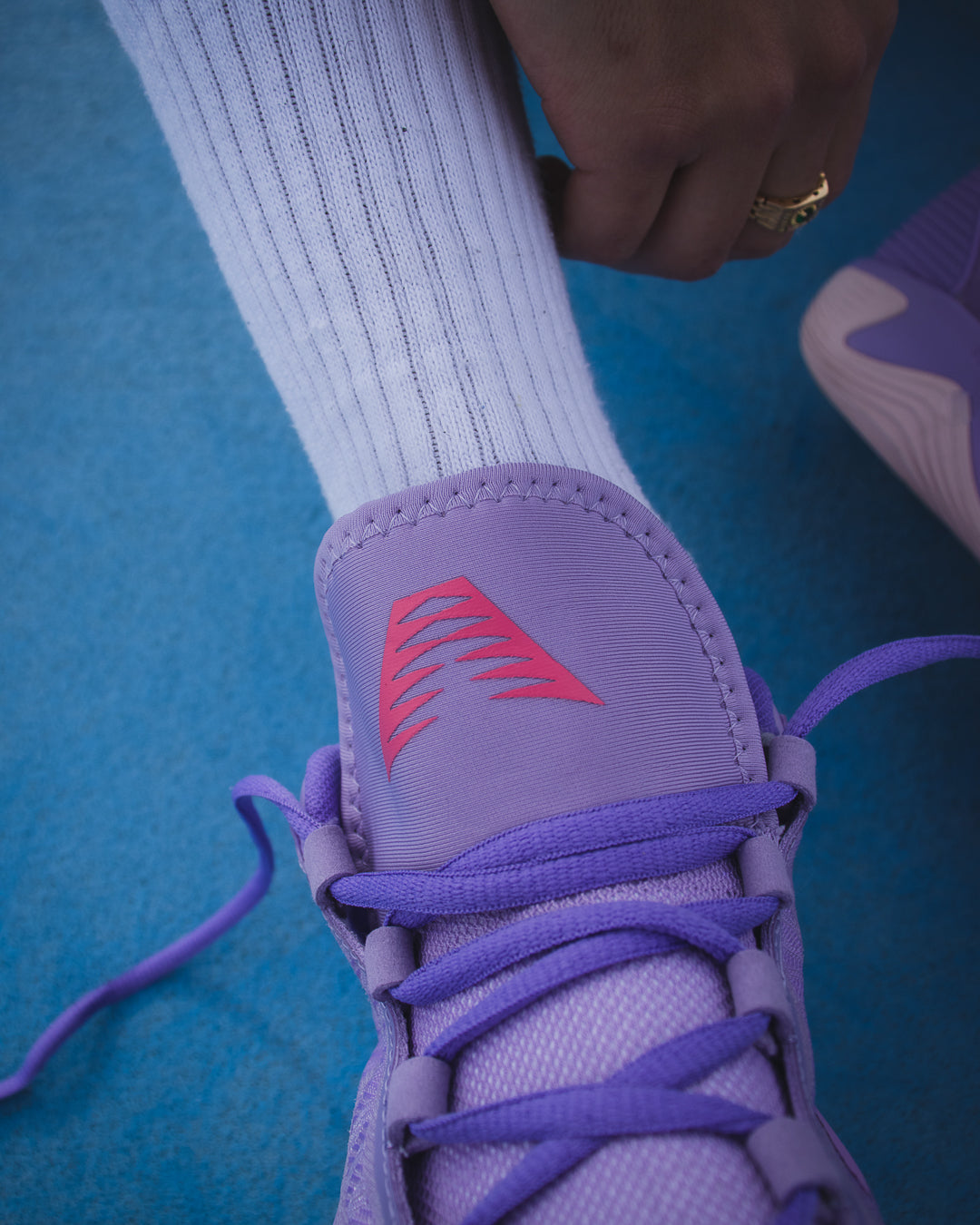 Adidas AE3