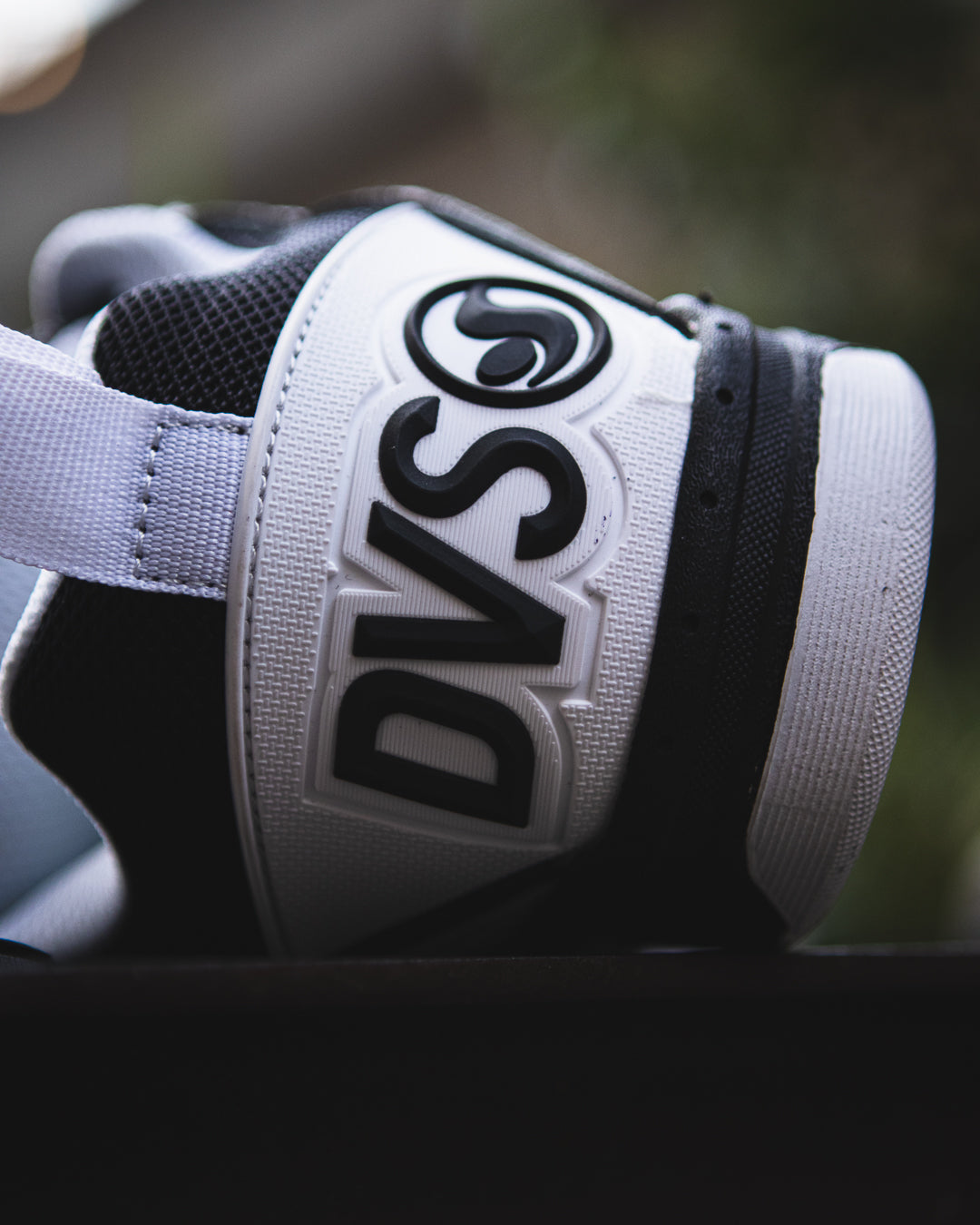 Globe DVS