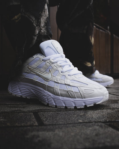 Nike p-6000