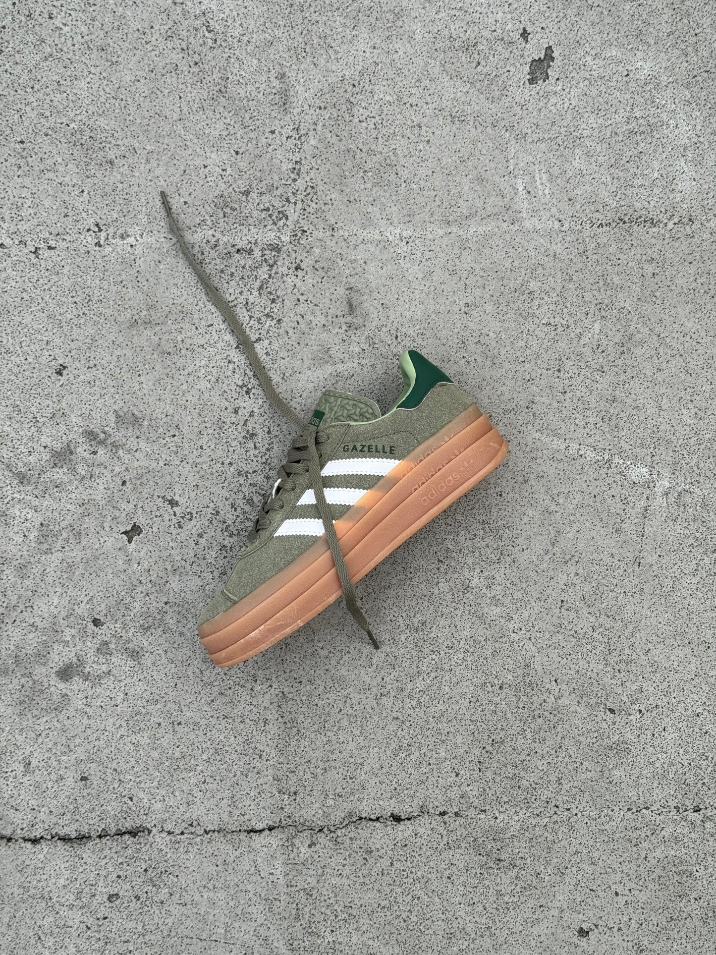 Adidas gazelle Bold