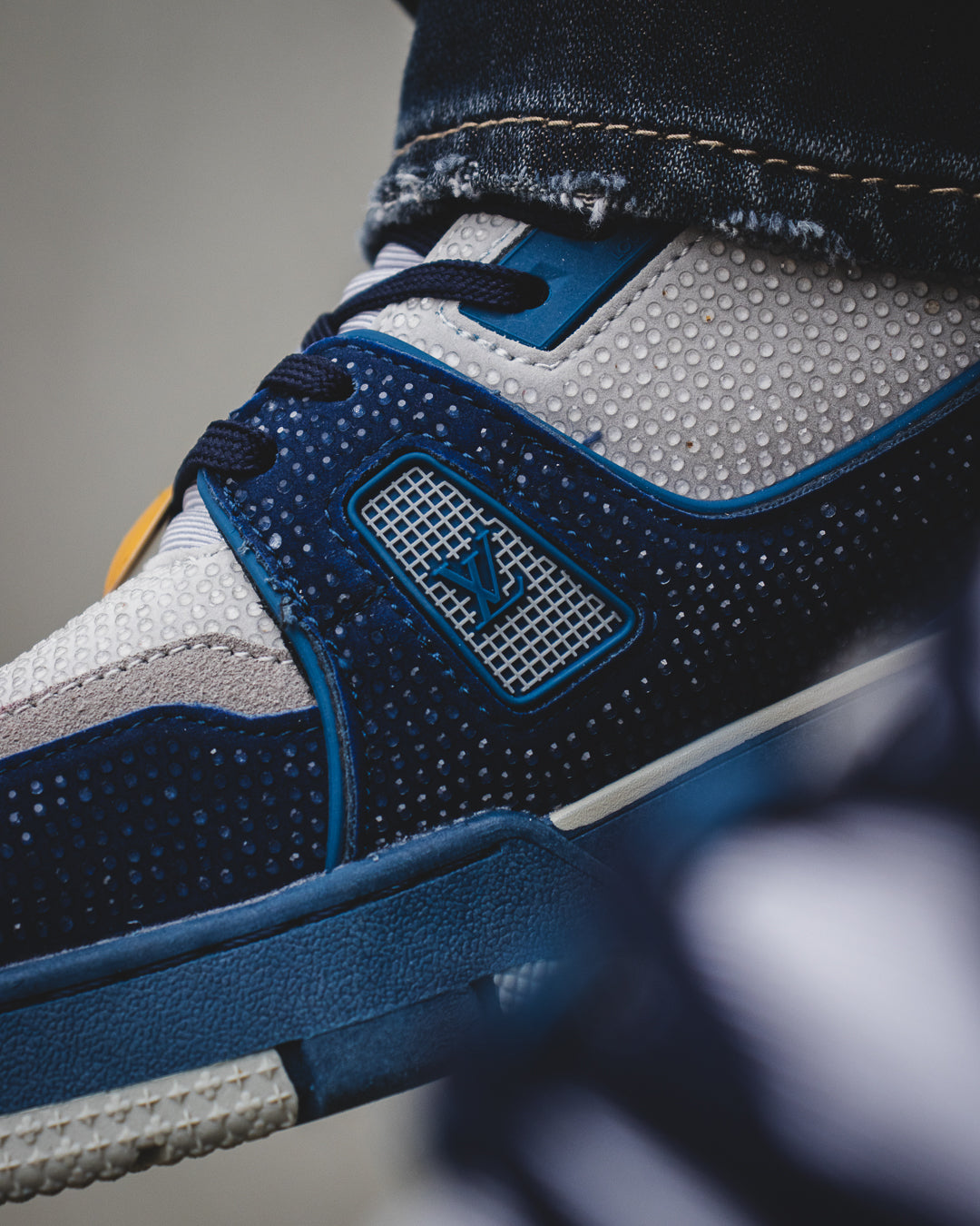LV trainer