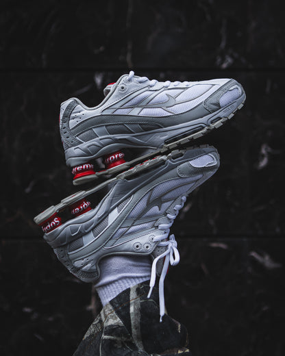 Nike shox x supreme