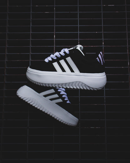 Adidas grand court
