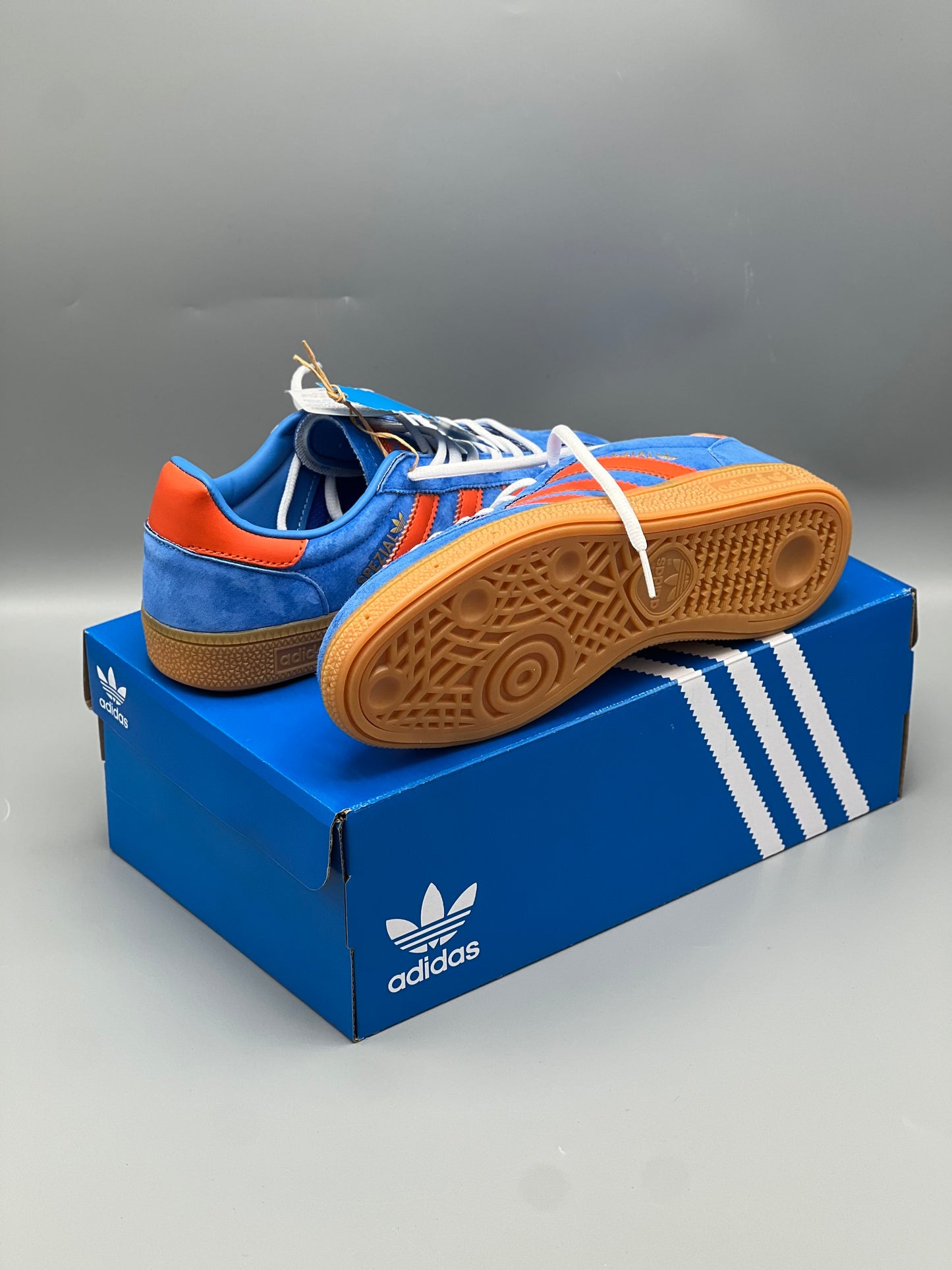 Adidas spezial