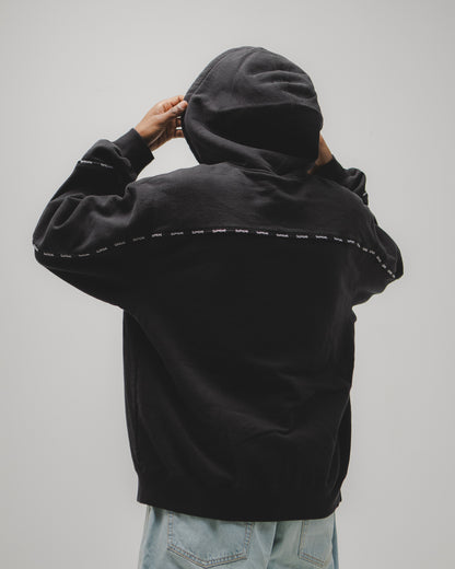 SUPREME TEXT STRIPE PIPING NEGRO