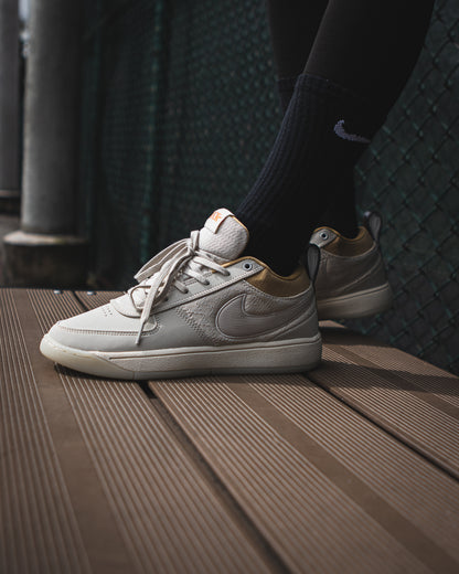 Nike book 1
