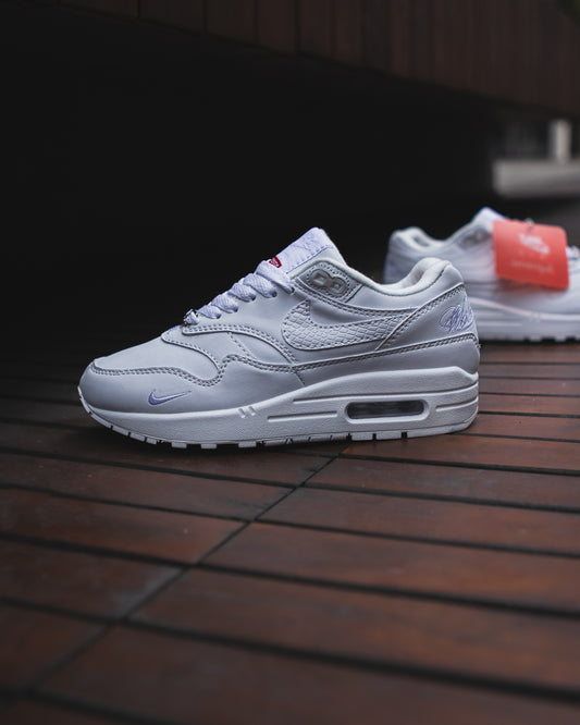 Nike Air Max one x supreme