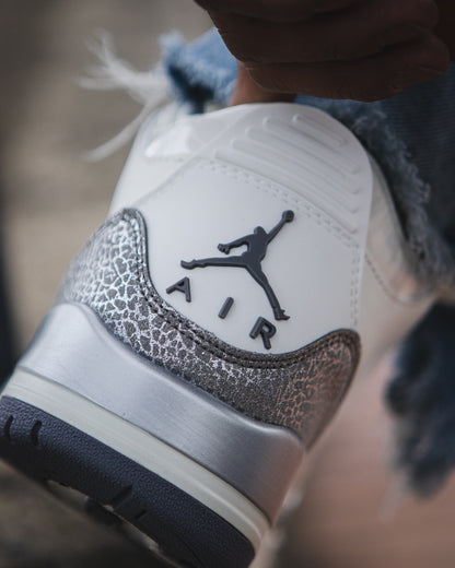 Air Jordan Retro 3 ‘ Sail Metallic Silver’