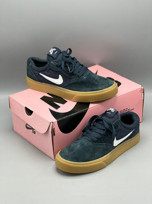 Nike sb charge canvas