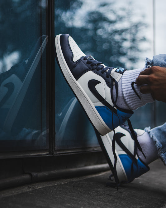 Air Jordan 1 Low OG Obsidian