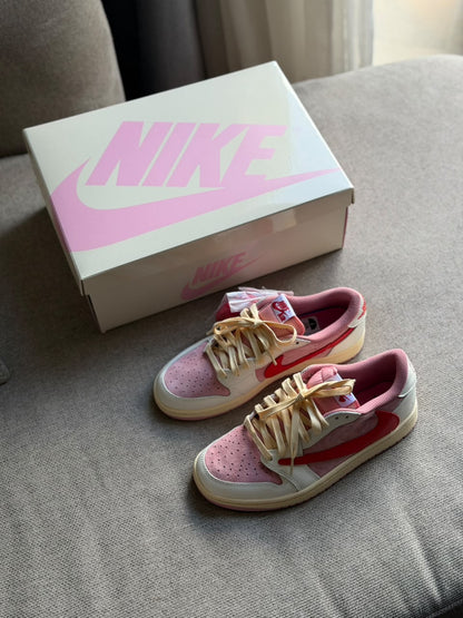 Air Jordan 1 Low x Travis Scott "Tropical Pink"