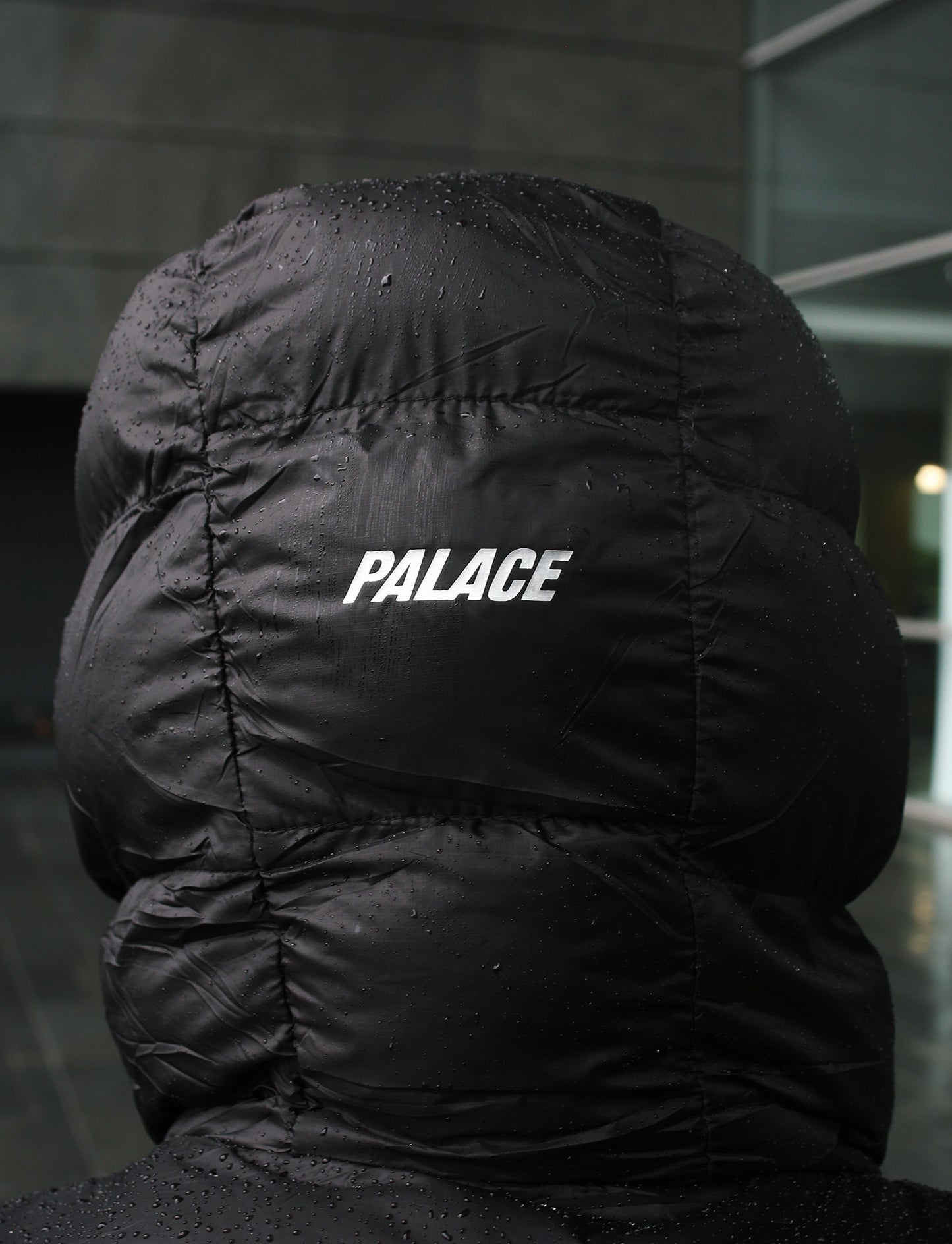 Chaqueta puffer + balaclava