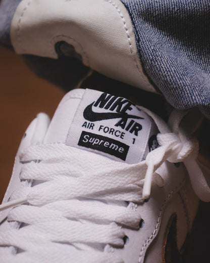 Nike Air force x supreme