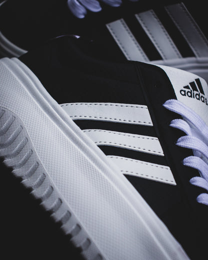 Adidas grand court