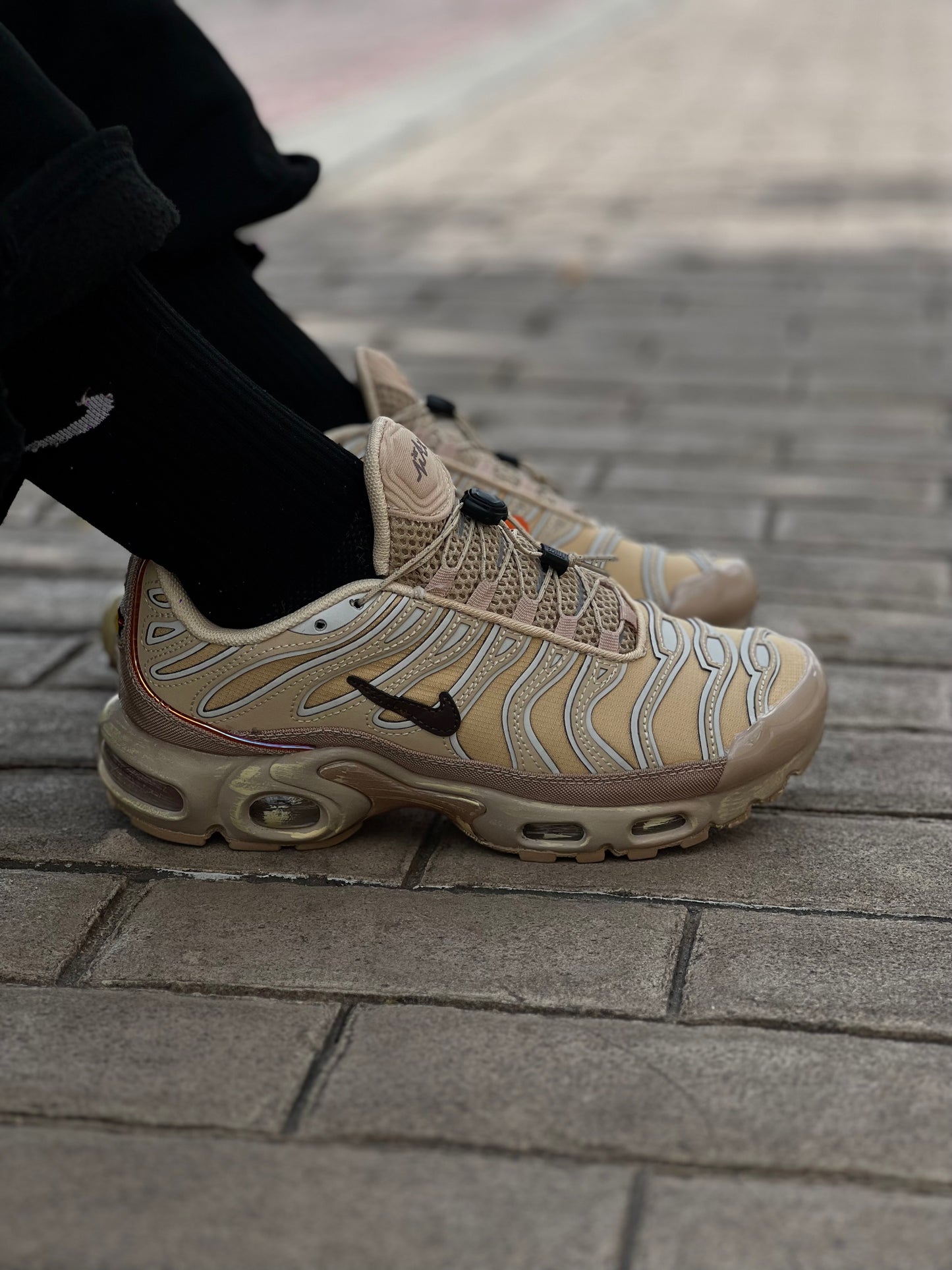 Nike Air Max plus sesame