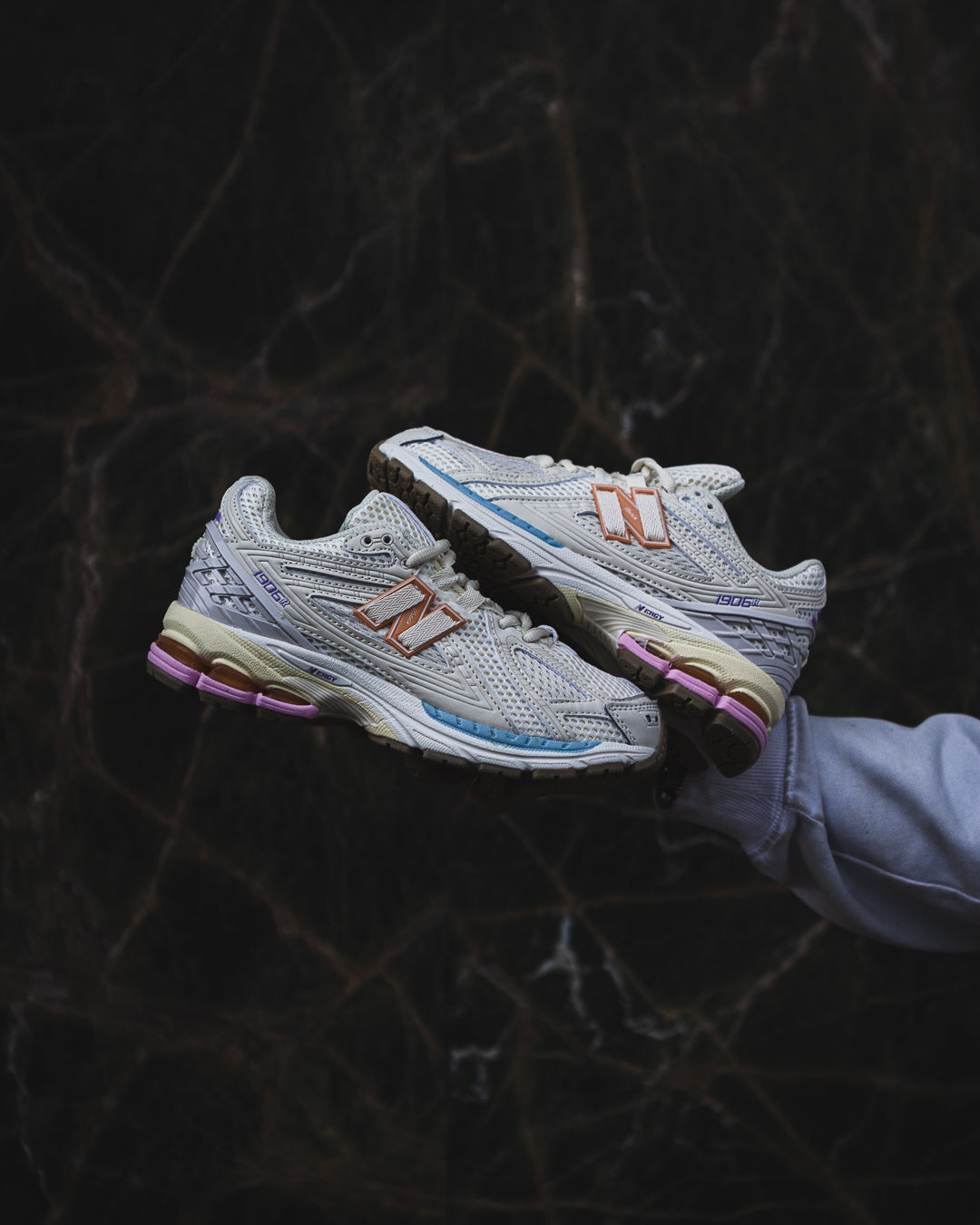 New balance 1906 R