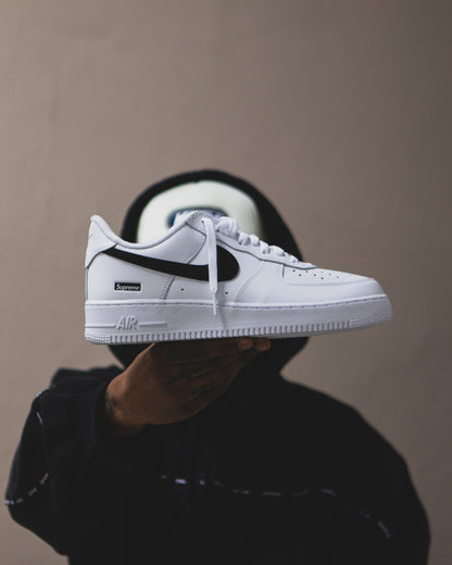 Nike Air force one x Supreme