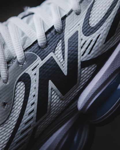 New balance 2000