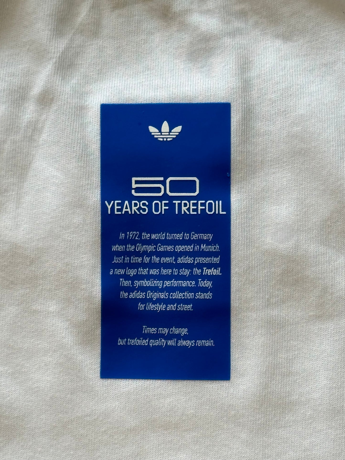 Camiseta Adidas