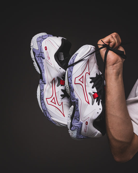 Mizuno Wave Lightning Z8