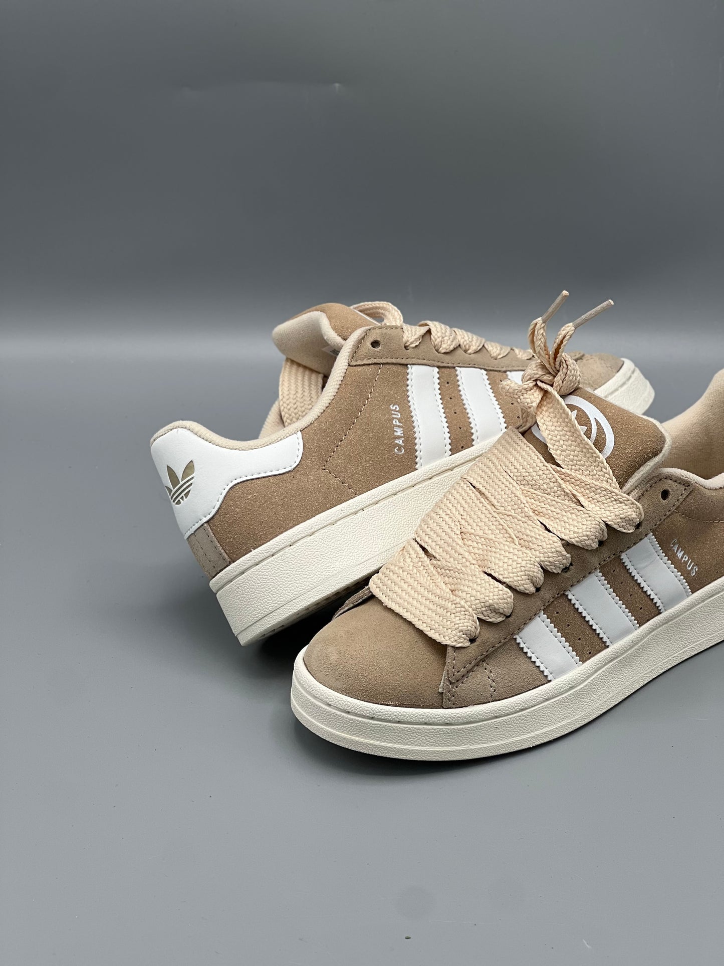 Adidas campus 00s