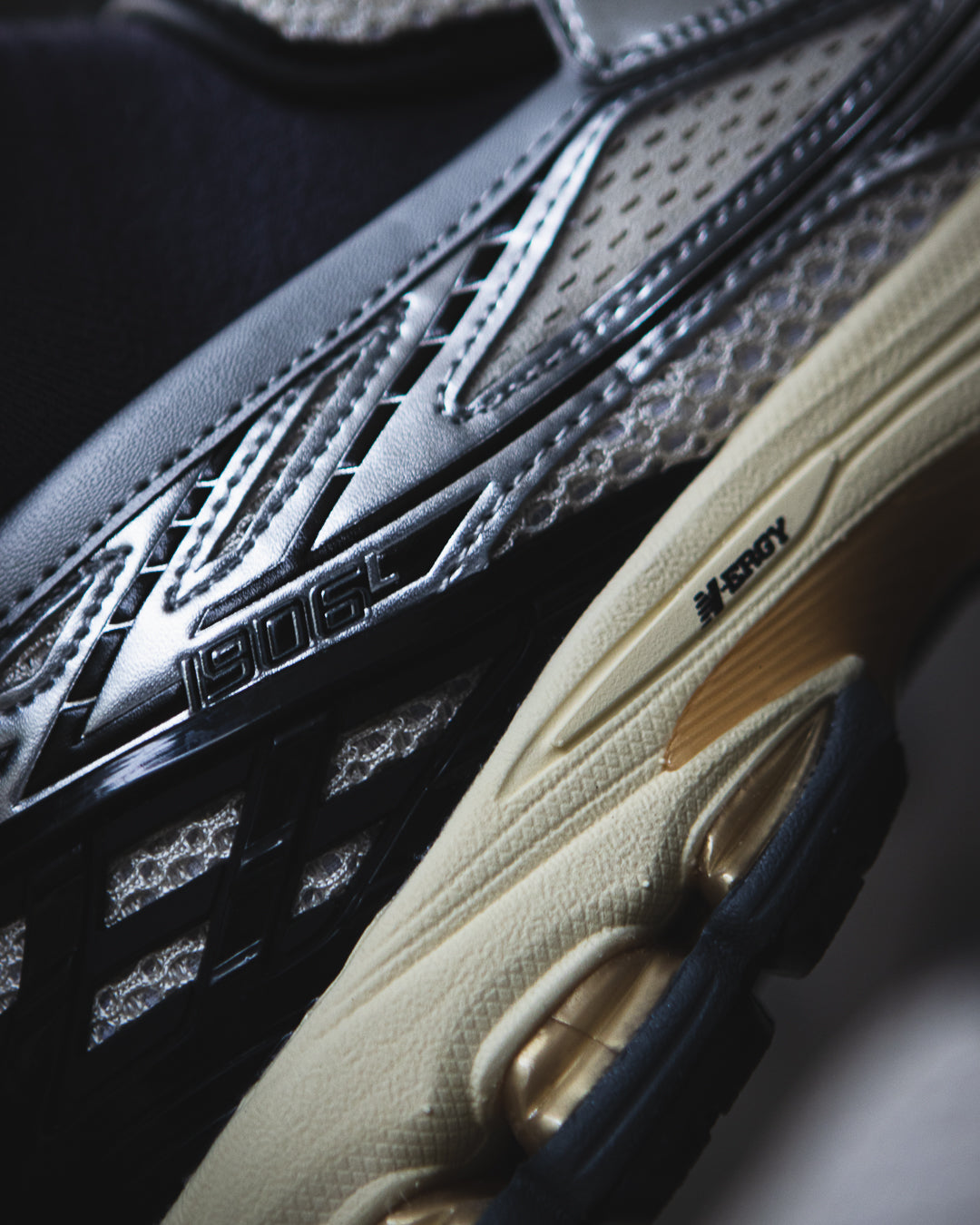 New balance 1906 L silver