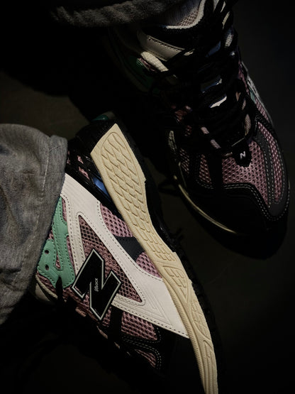 New Balance 1906U