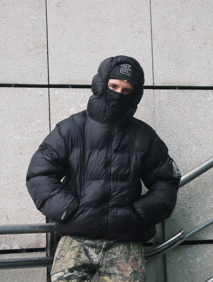 Chaqueta puffer + balaclava