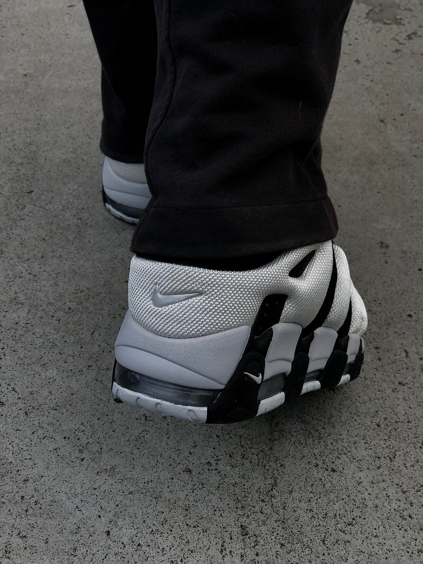 Air more uptempo low