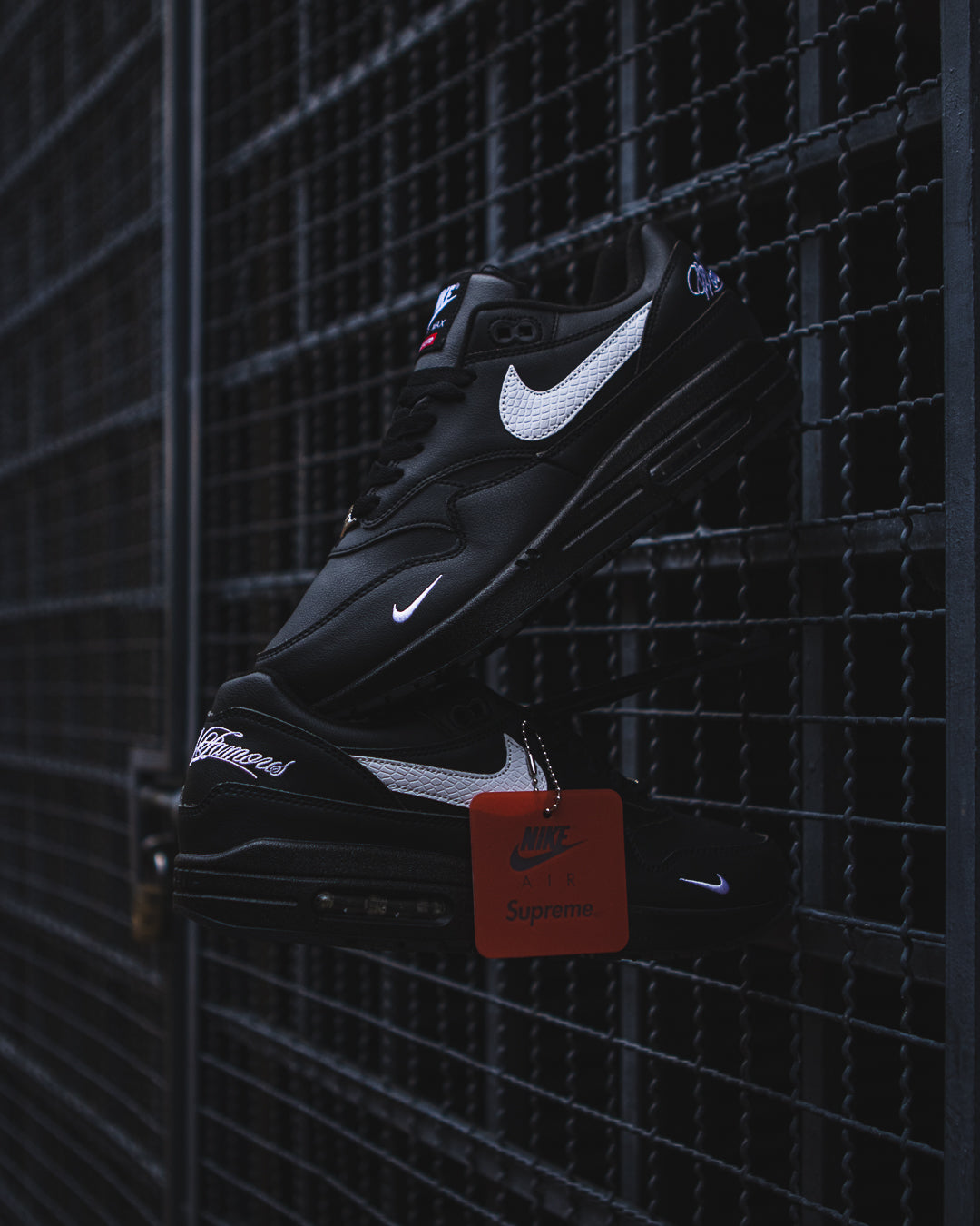 Nike Air Max one x supreme