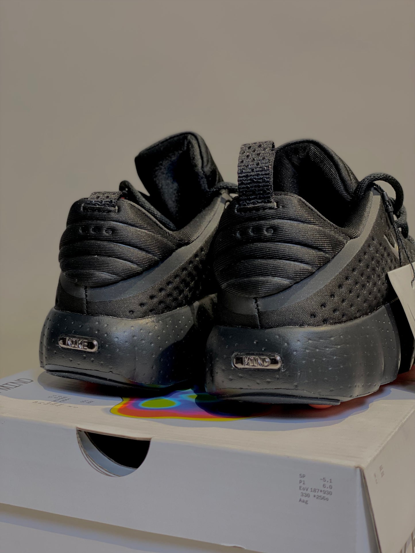 Nike mind 002