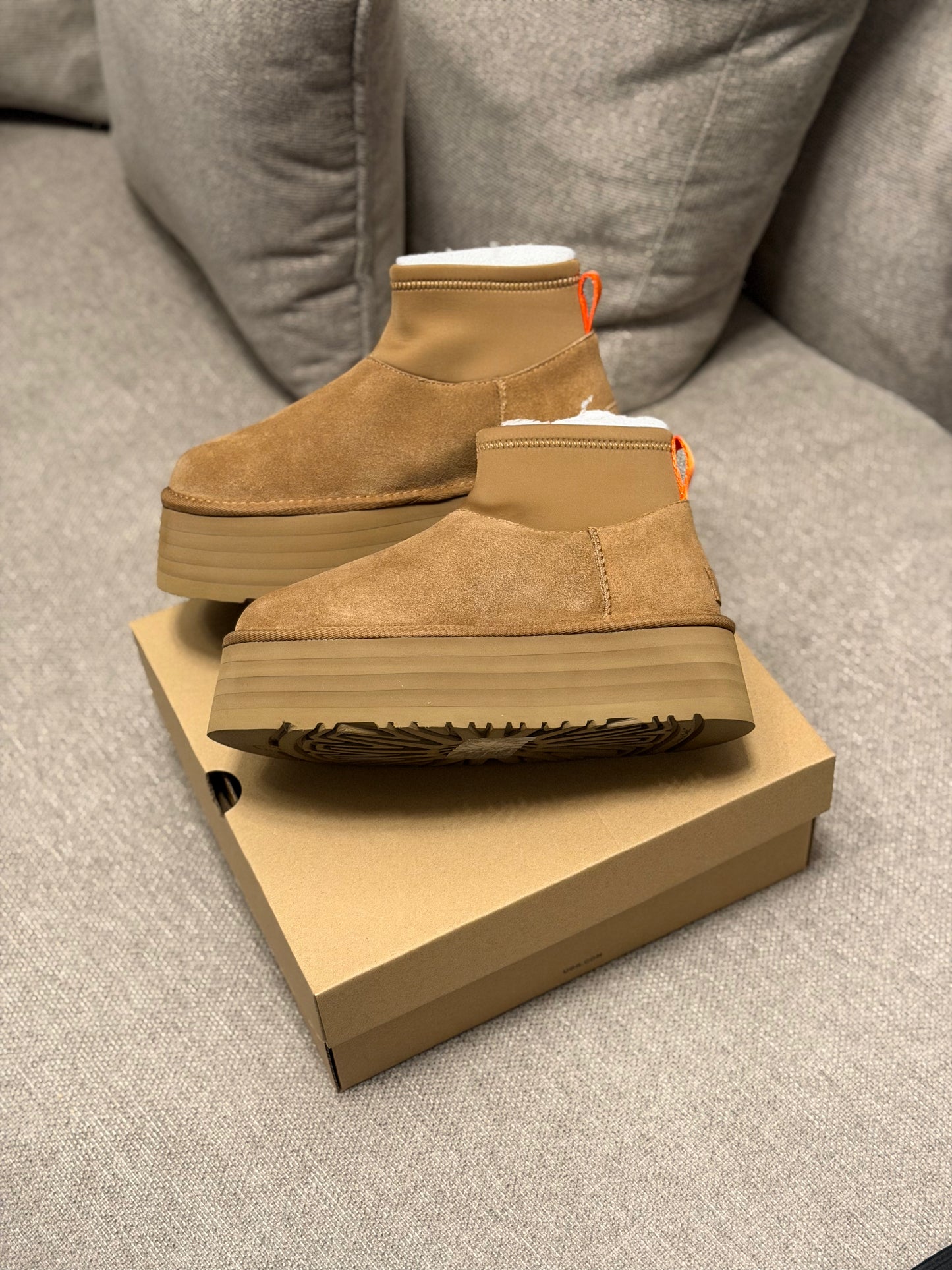 Ugg