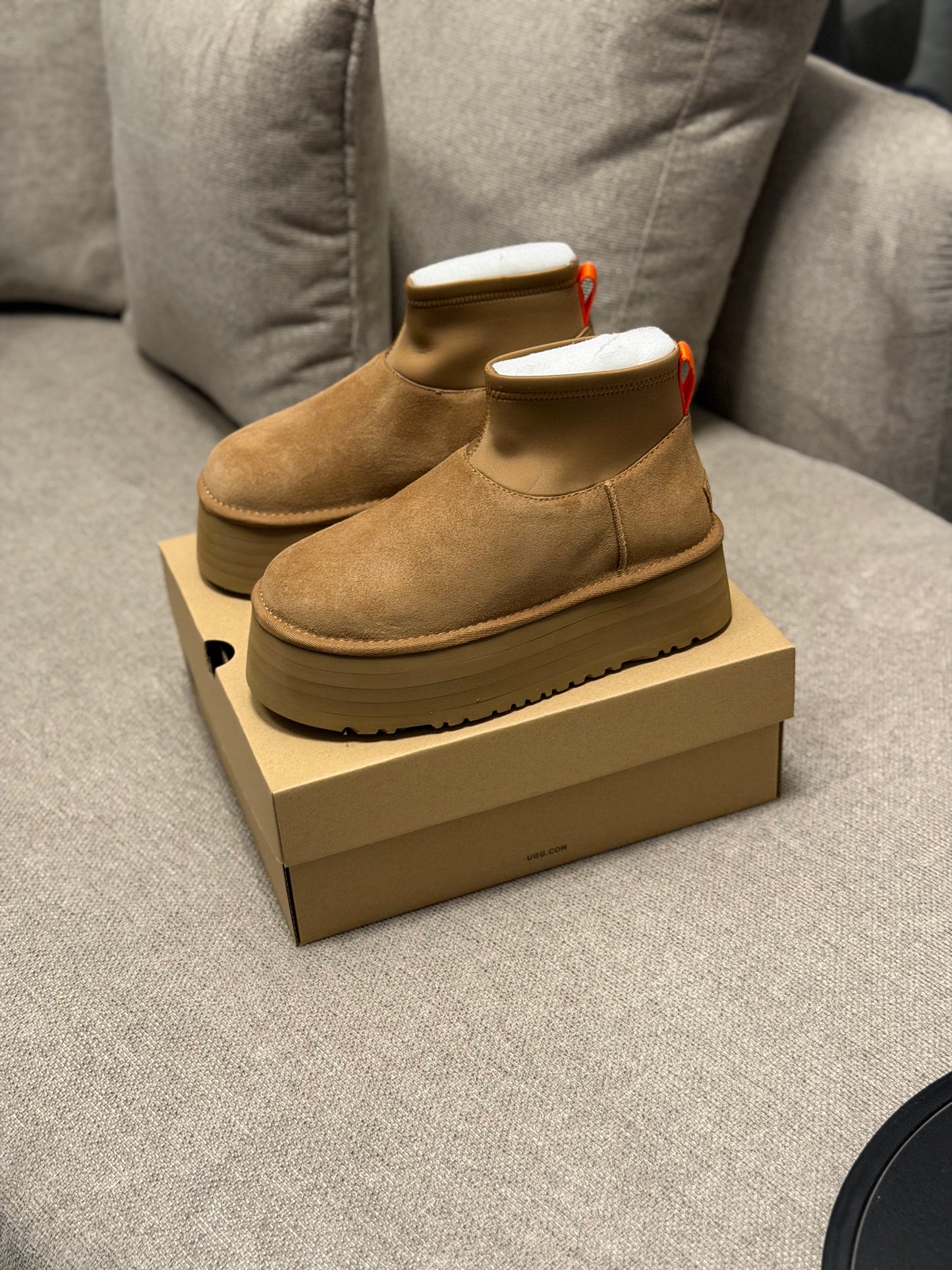 Ugg