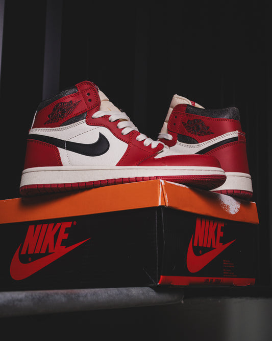 Air Jordan Retro 1 ''Lost and Found''