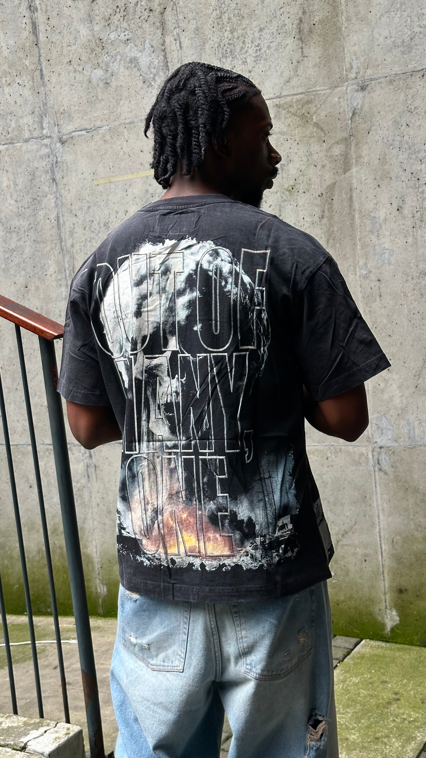 Camiseta godspeed
