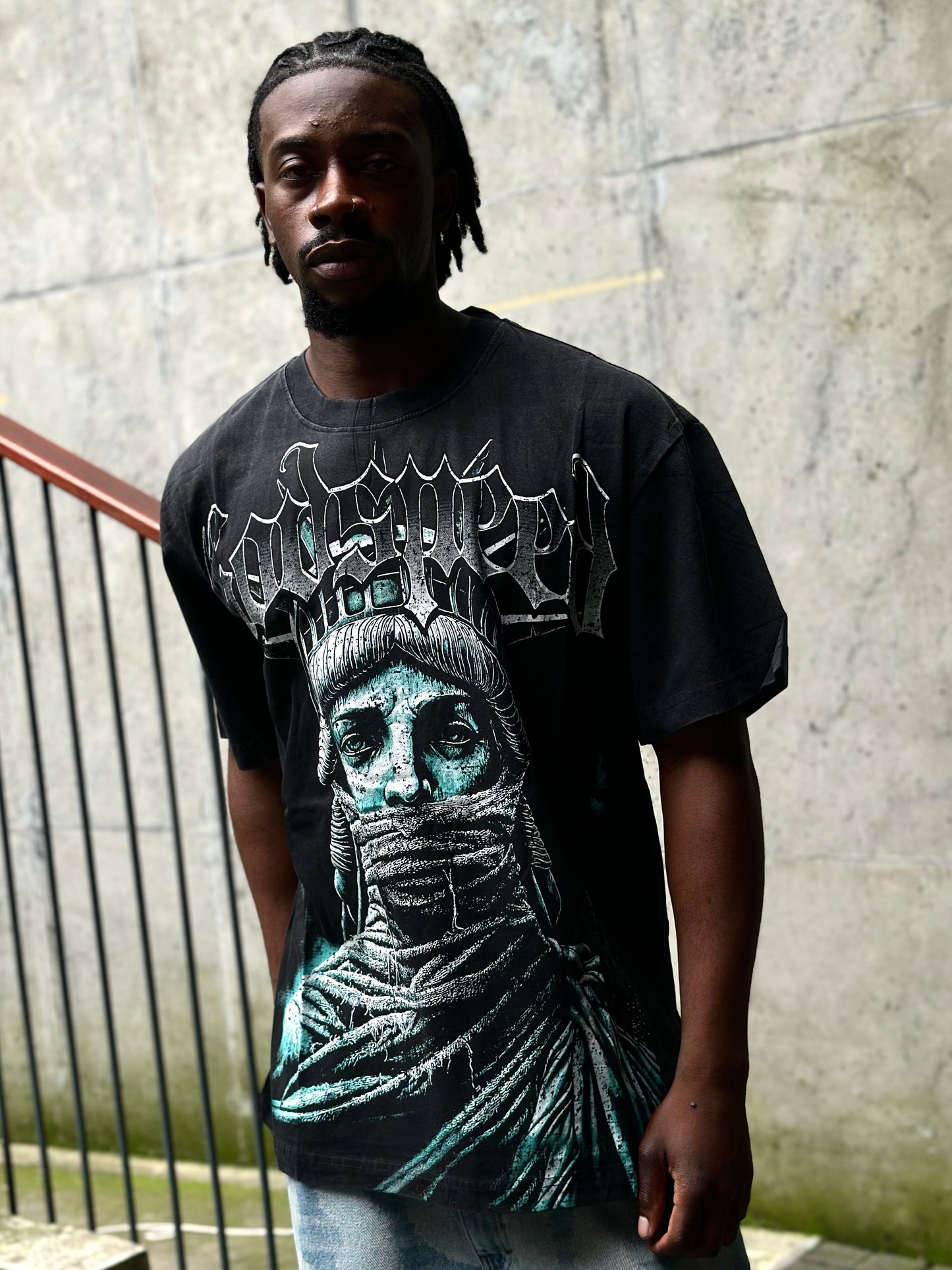 Camiseta Godspeed