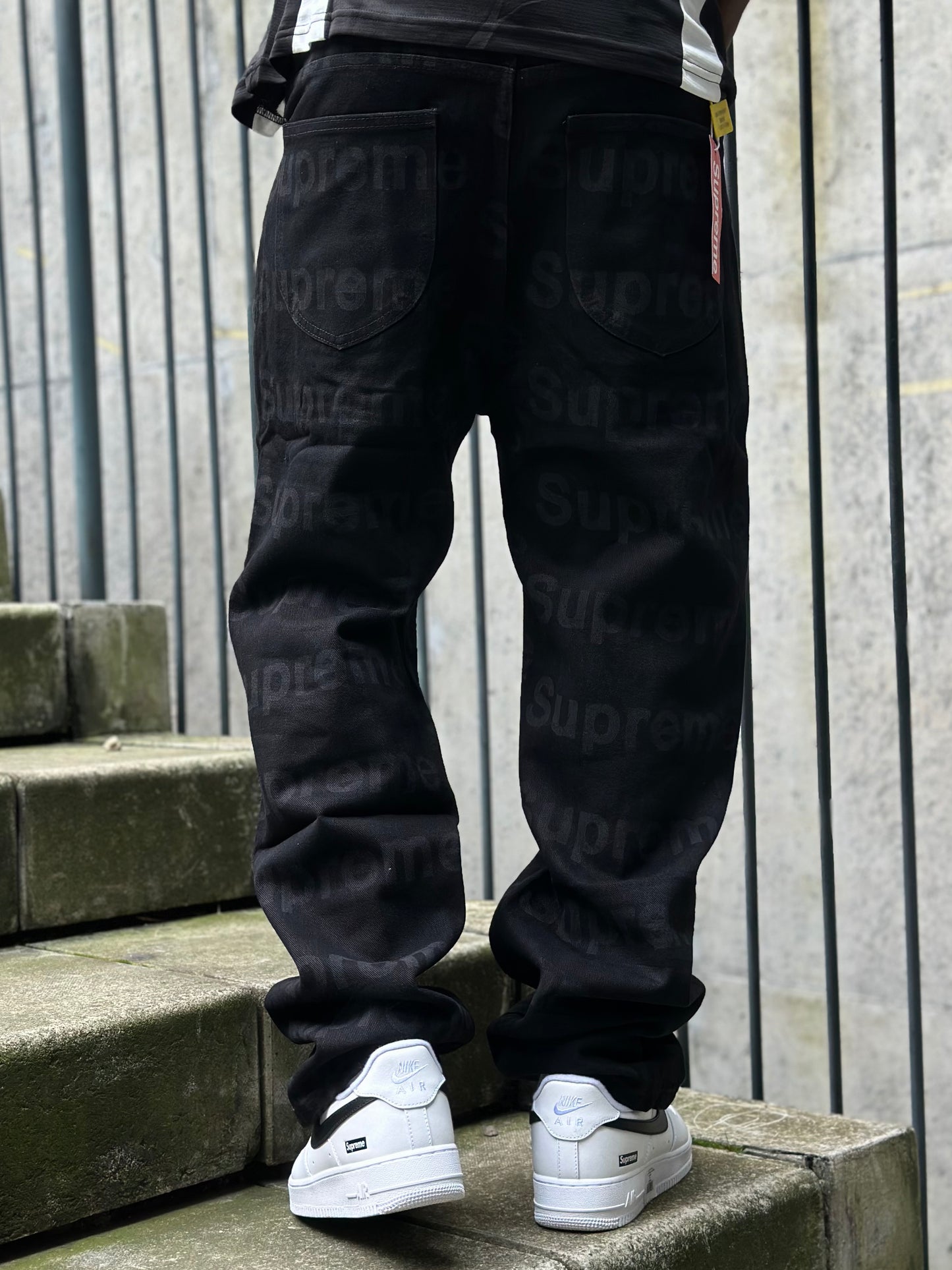 Pantalon Supreme