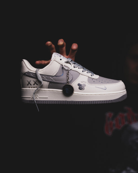 Nike Air Force 1 Kaws