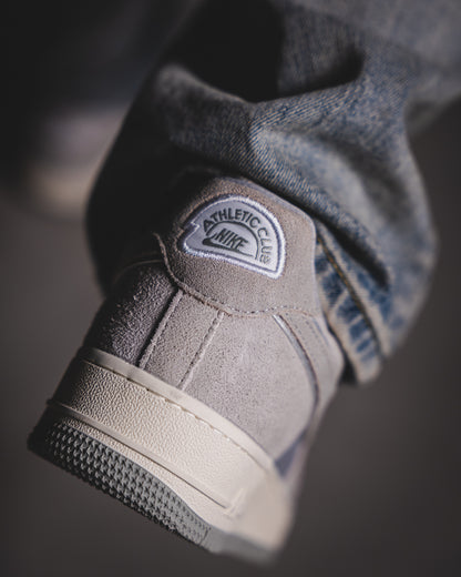 Nike Air Force One Light Smoke Grey