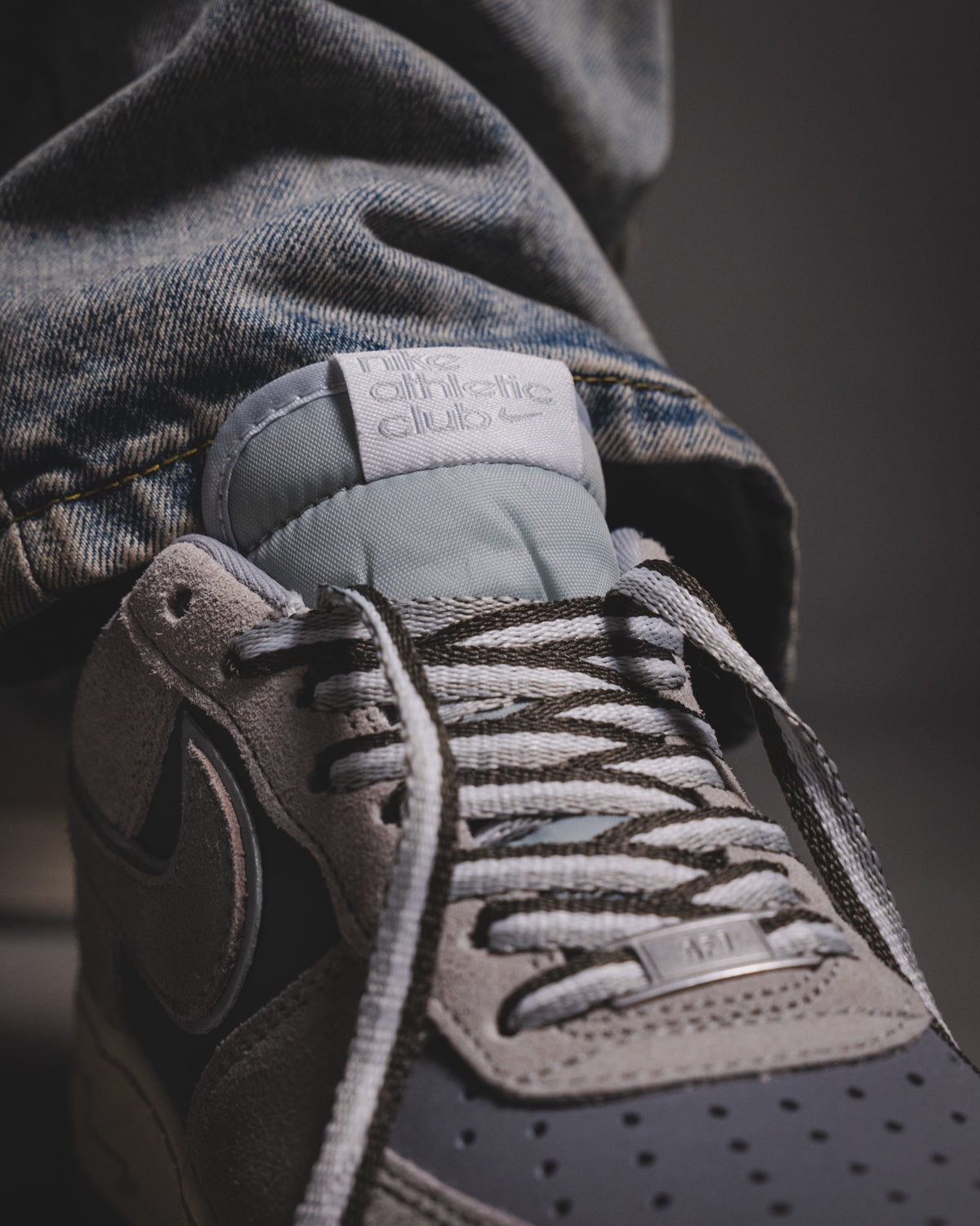 Nike Air Force One Light Smoke Grey