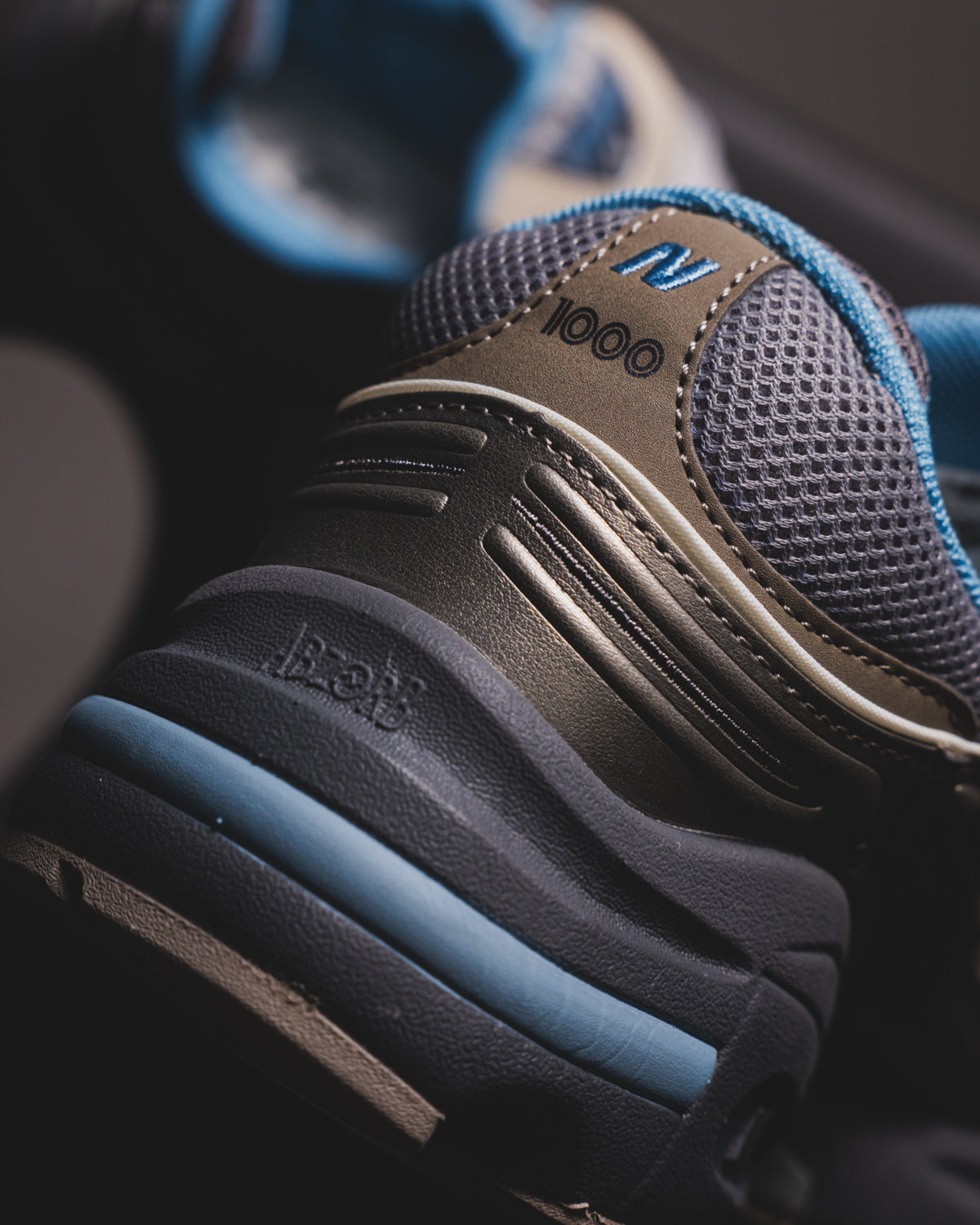 New Balance 1000 Y2K